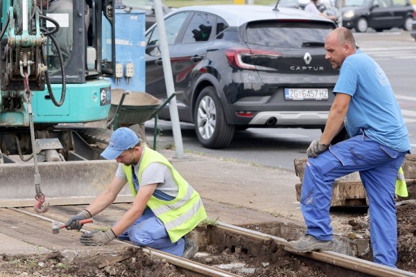 Zagreb: Počeli radovi na križanju Držićeve i Vukovarske, promet se odvija otežano