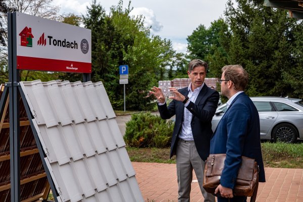 Gerhard Schlattl (Advantage Austria) i Tin Ban (Wienerberger)