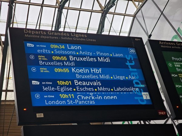 Požari zaustavili vlakove u Francuskoj