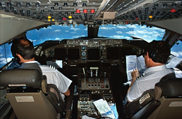 Piloti imaju veće plaće na zapadu i sjeveru Europe nego na jugu i istoku (ilustracija)