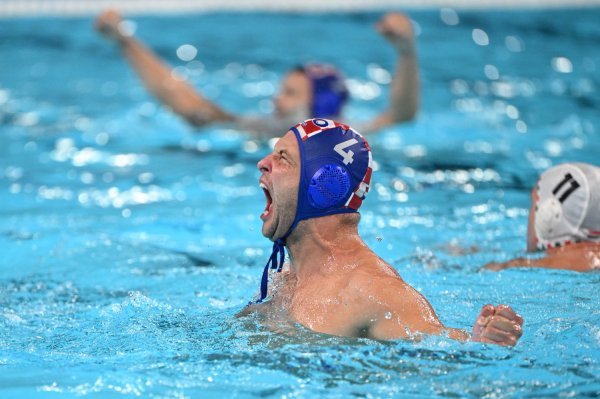 Slavlje hrvatskih vaterpolista, vaterpolo 9.8.2024.