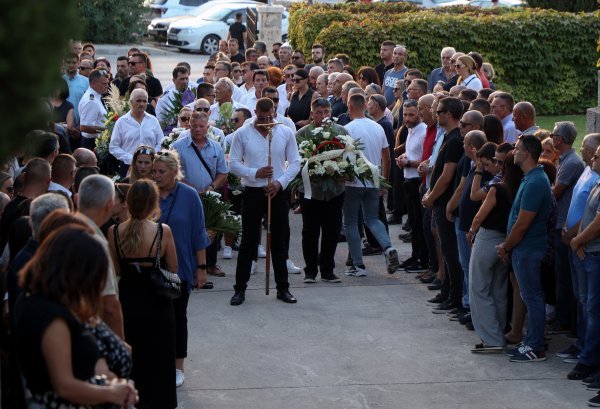 Posljedni ispraćaj pomorca Marka Topića