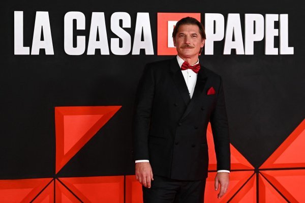 Luka Peroš je u seriji 'Kuća od papira' glumio od treće do pete, ujedno posljednje sezone