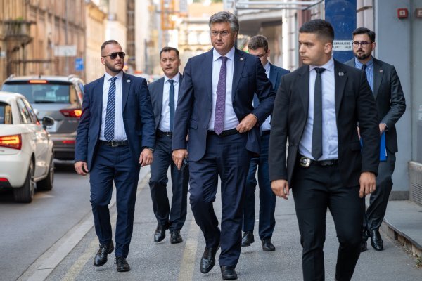 Dolazak članova HDZ-a na sjednicu Predsjedništva stranke