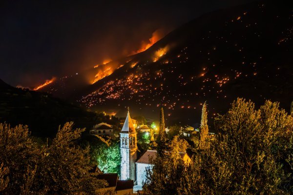 Požar kod Žrnovnice
