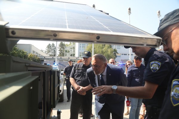 Primopredaja termovizijskih kamera na Policijskoj akademiji