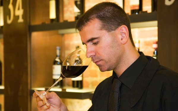 Hrvatsko tržište se oslobađa stereotipa vezanih uz konzumaciju vina Profimedia