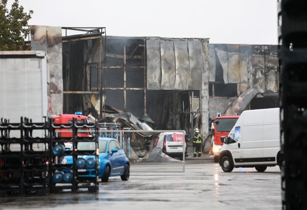 Požar skladišta u Osijeku