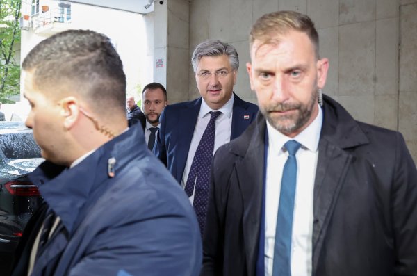 Dolazak članova HDZ-a na sjednicu predsjedništva stranke