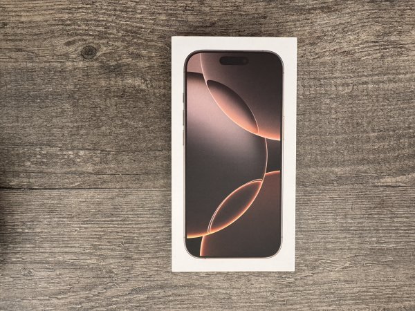 iPhone 16 Pro unboxing