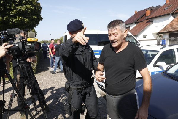 Muškarci verbalno napali novinare ispred kuće Josipa Šarića