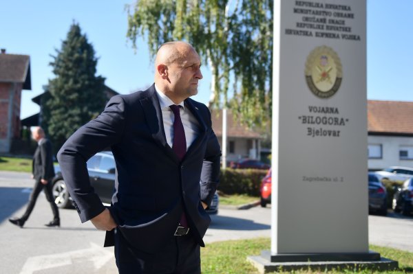 Ivan Anušić u vojarni Bilogora