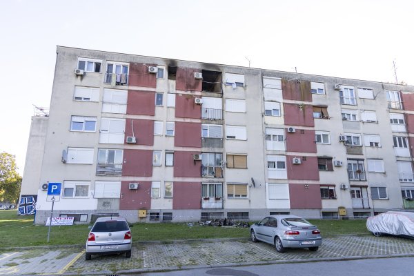 Noćas je u Osijeku izgorio stan