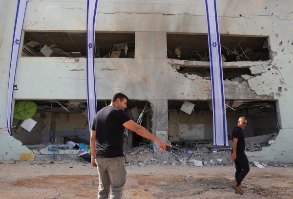 Škola u Izraelu oštećena u iranskom napadu raketama