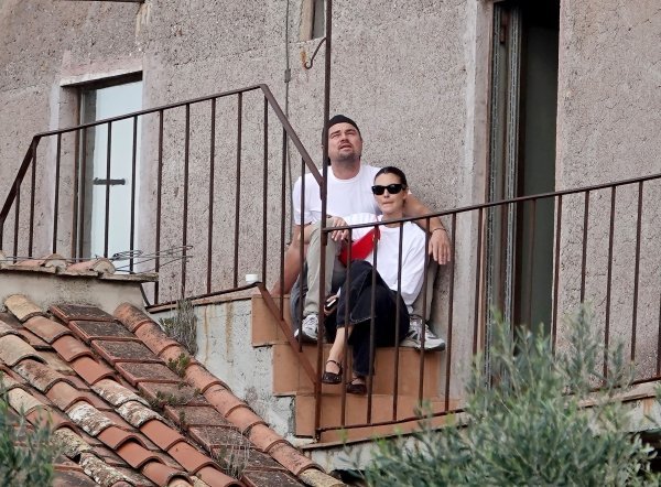 Leonardo DiCaprio i Vittoria Ceretti