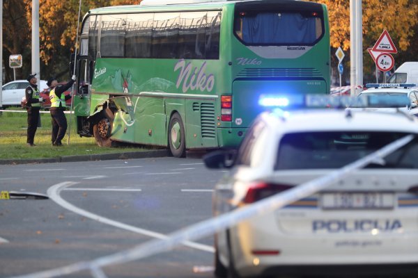 Zapruđe: Sudar tramvaja i autobusa