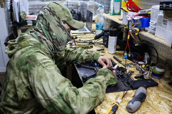 Mali dronovi koje Rusi koriste u Hersonu