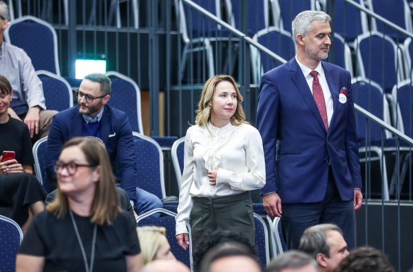 Marija Selak Raspudić i Nino Raspudić na 150. rođendanu Filozofskog fakulteta