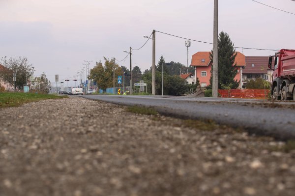Prvi bageri započeli s radovima na Sarajevskoj cesti