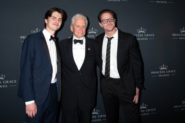 Michael Douglas sa sinovima