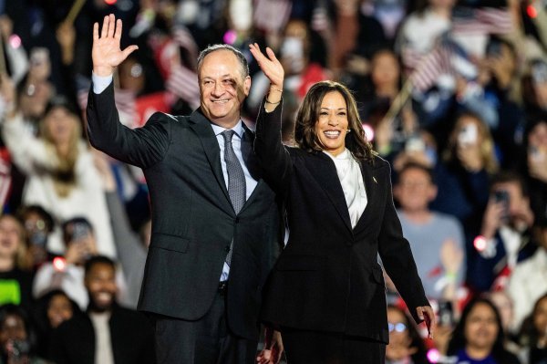Kamala Harris i Doug Emhoff