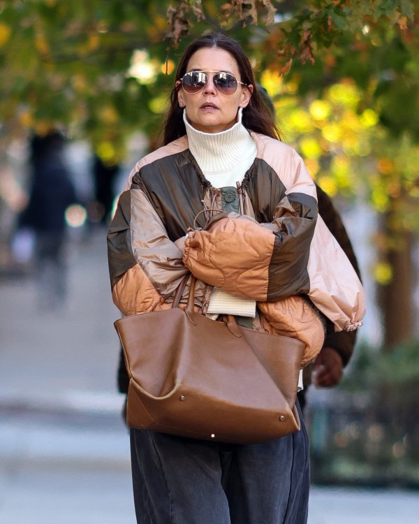 Katie Holmes