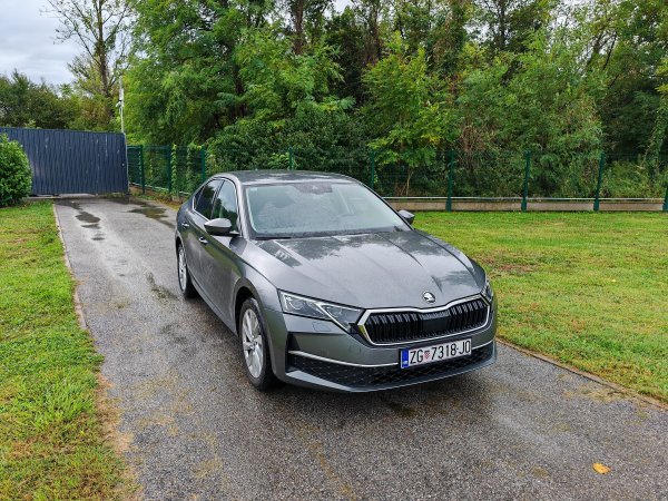 Škoda Octavia FL Selection 1.5 TSI DSG MHEV