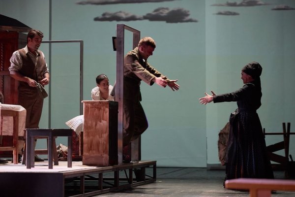 Predstava Sokol ga nije volio