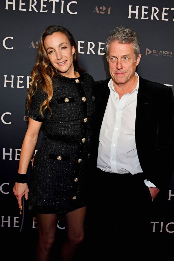 Hugh Grant i Anna Eberstein