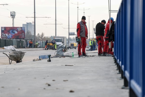 Radovi na Jadranskom mostu