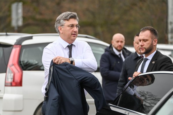 Andrej Plenković, Milorad Dodik i Draško Stanivuković na otvorenju galerije Zvijezda u Banjoj Luci