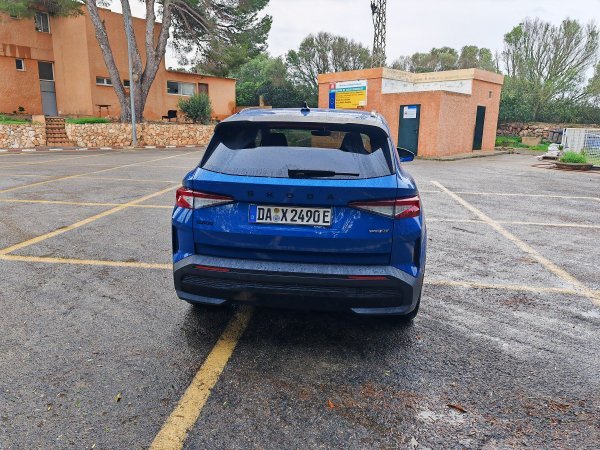 Škoda Elroq 85 Sportline - dinamička premijera