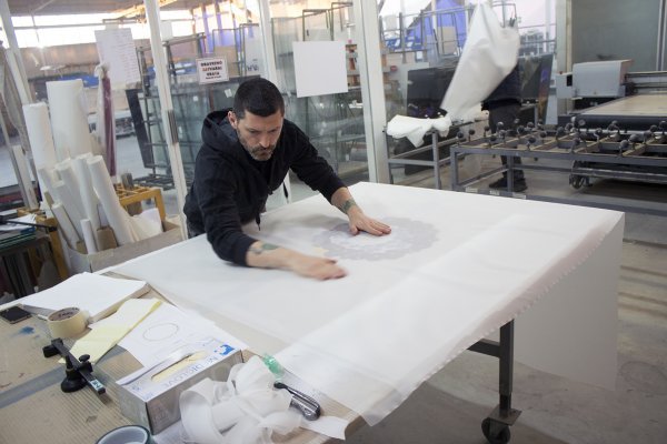 Flowerworks_Daisies_production 06