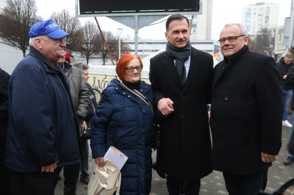 Dragan Primorac na druženju s građanima u Karlovcu