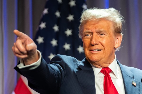 Donald Trump se i u prvom mandatu okomio na transrodne osobe