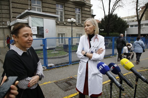 Ministrica Irena Hrstić posjetila je ozlijeđene u Klaićevoj bolnici