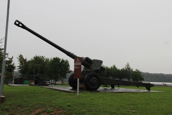 Sovjetska haubica D-74