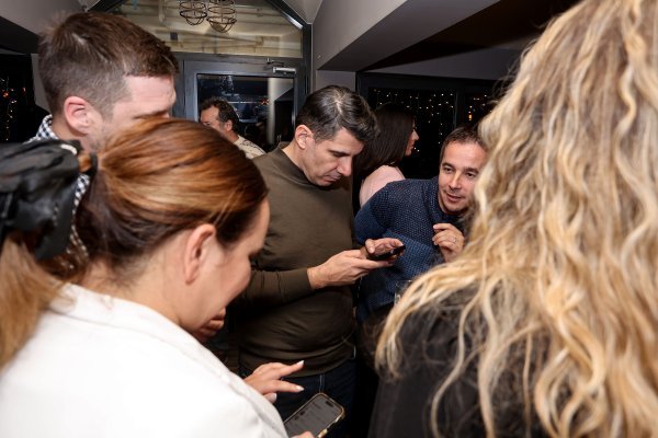 Izborni stožer predsjedničkog kandidata Mire Bulja u kafiću Saloon