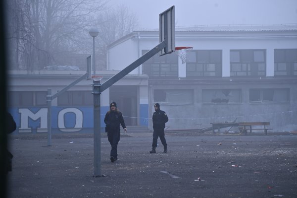 Demolirana škola u zagrebačkom Folnegovićevom naselju