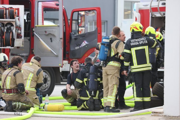 U jednom od skladišta na TTTS-u izbio je požar