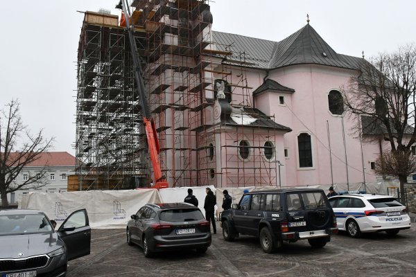 Mladić pao s građevinske skele u Požegi