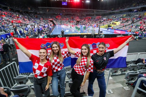 Navijači; Hrvatska - Mađarska, rukomet, SP, 28.1.2025.