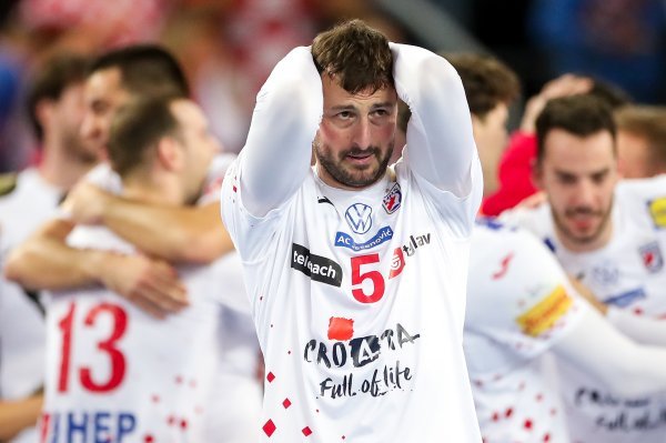 Slavlje hrvatskih rukometaša nakon utakmice četvrtfinala SP: Hrvatska - Mađarska 31:30