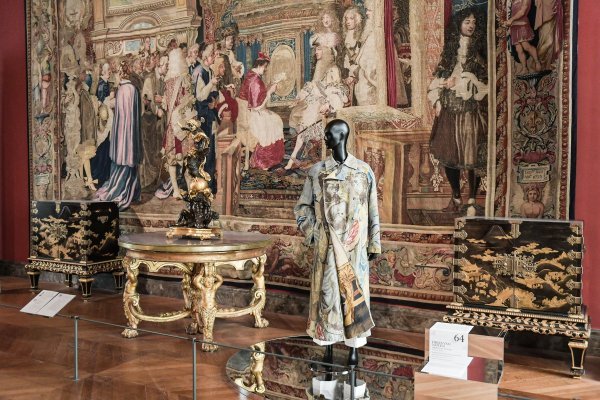 Izložba mode u Louvreu