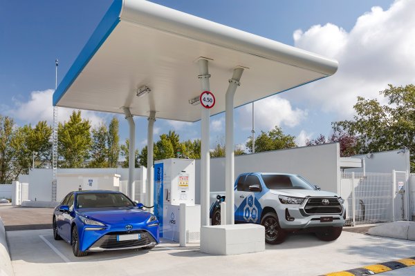 Twin Mid Flow omogućuje jednom dispenzeru da napuni teška vozila za manje od 10 minuta, a lakša vozila za manje od 5 minuta