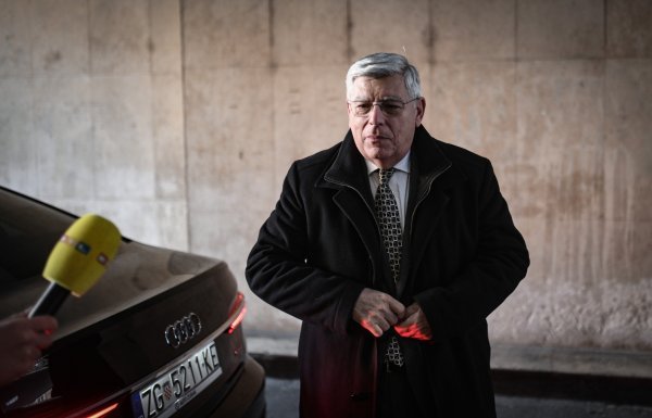 HDZ-ovci stižu na sjednicu Predsjedništva i Nacionalnog odbora