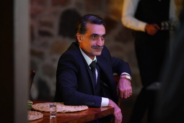 Serija 'Zlatni kavez'