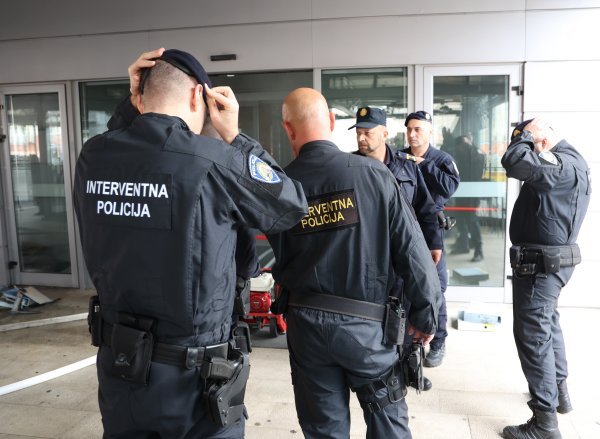 U robnoj kući City life u centru grada izbio požar