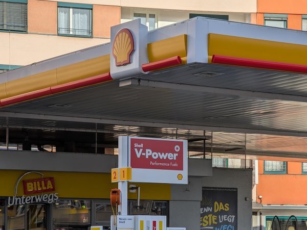 Shell se spominje kao jedan od potencijalnih kupaca Lukoilovih benzinskih postaja u Hrvatskoj, no oni ovdje posluju samo kao franšiza (ilustracija)