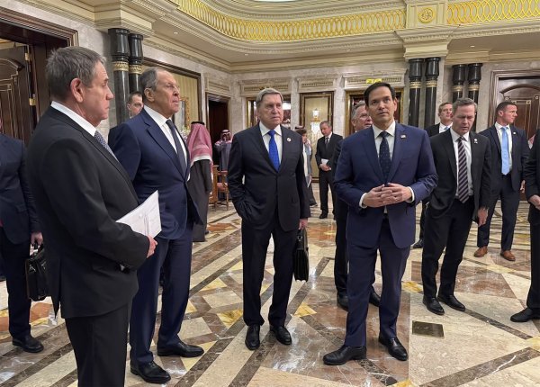 Ruski i američki izaslanici na pauzi od pregovora u Rijadu